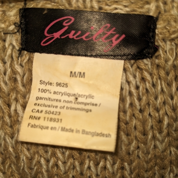 ❤️ Guilty Poncho Medium - Picture 3 of 5